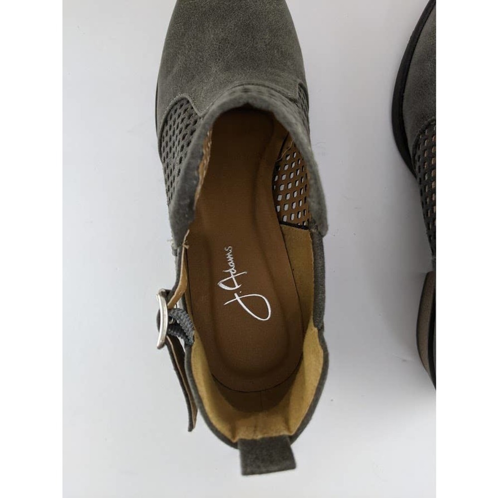 NWOT Leather Perforated Western Booties - Picture 7 of 12